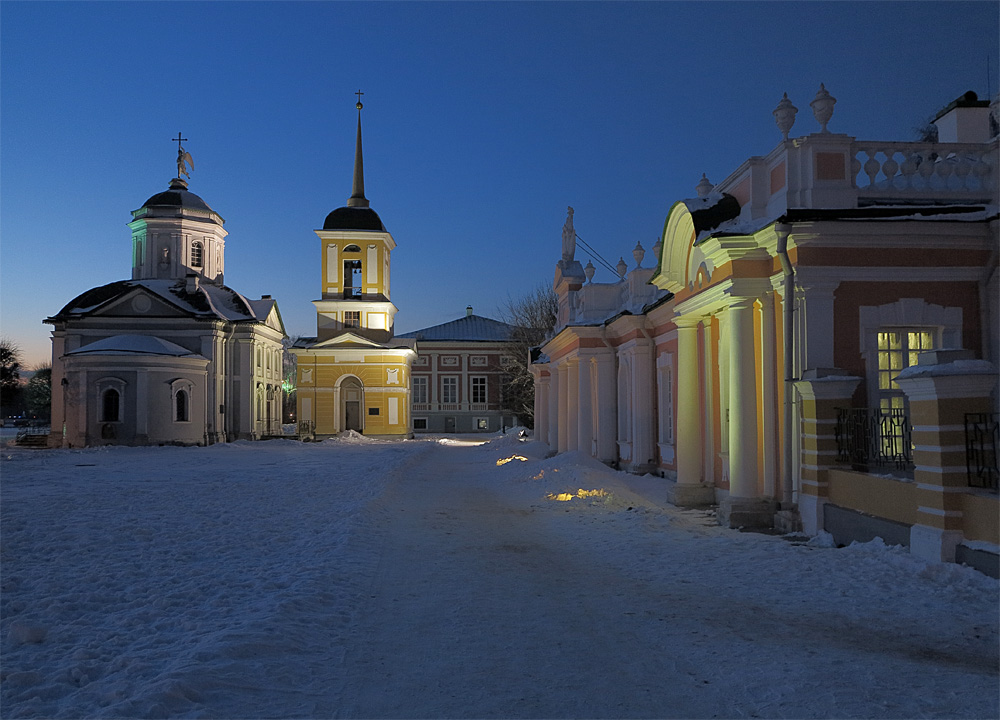 Церковь и колокольня усадьбы Кусково.