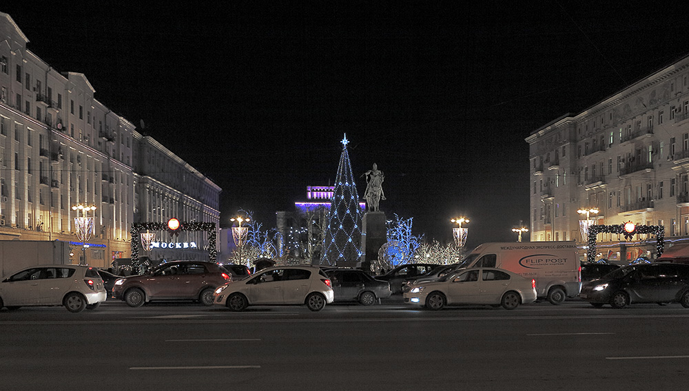 Москва. Тверская площадь.